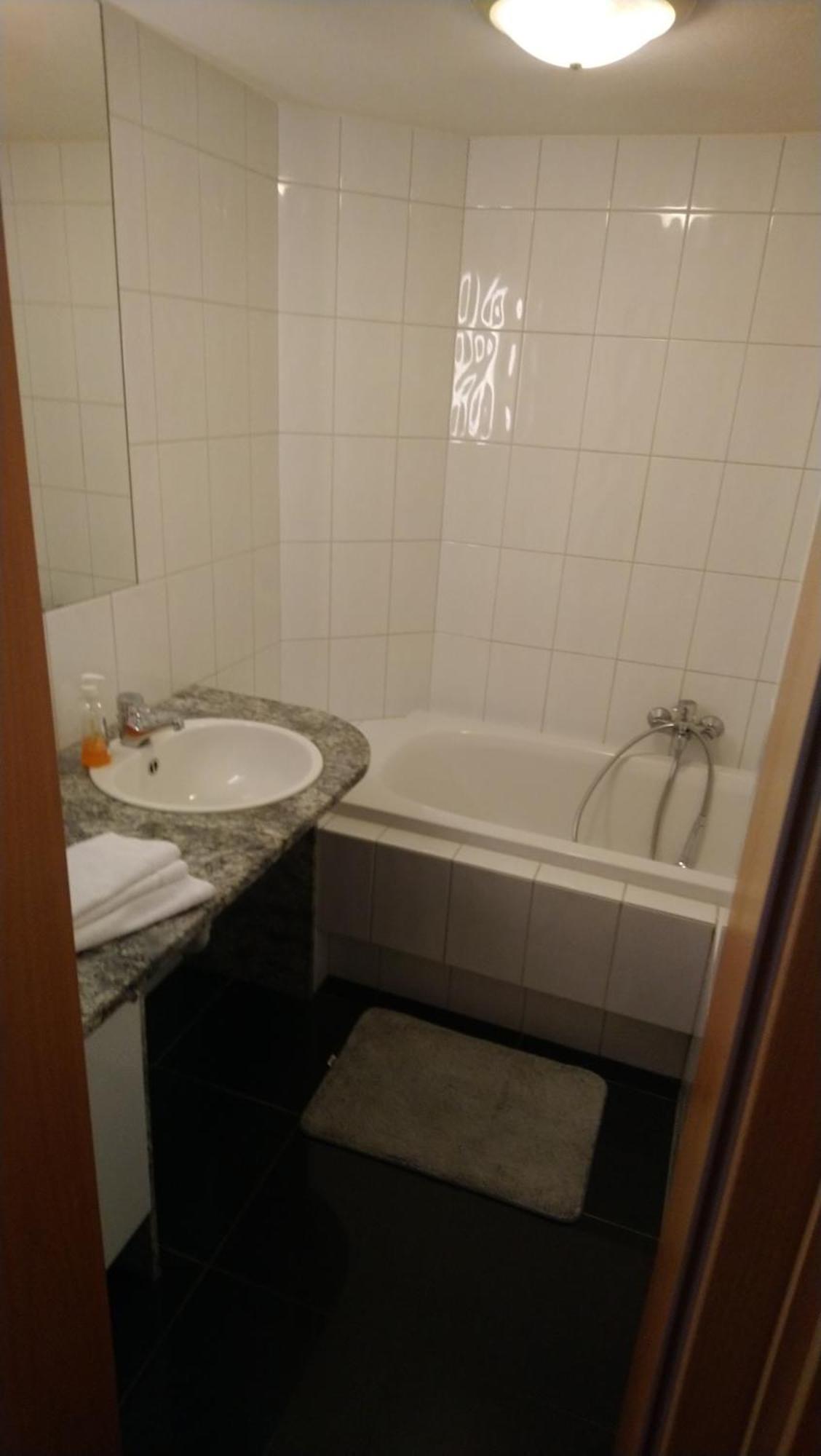 Ubersaxen Gasthaus Krone מראה חיצוני תמונה