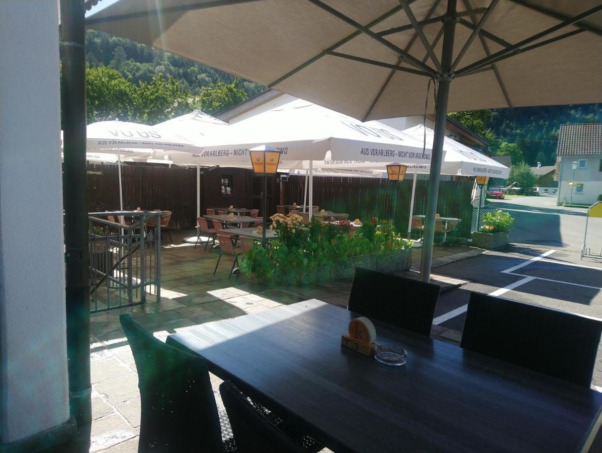 Ubersaxen Gasthaus Krone מראה חיצוני תמונה